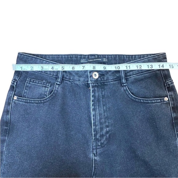 Zara 90s High Waisted Black Mom Jeans - Picture 5 of 7